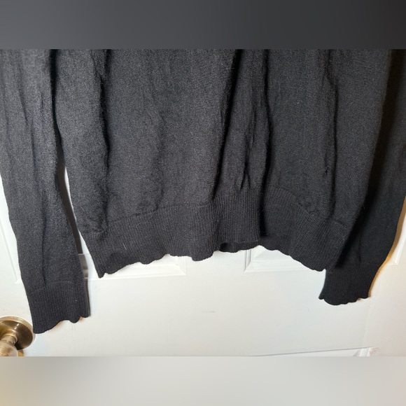 Banana Republic Men's Sweater Extra Fine Merino Wool Large Black V Neck - Picture 2 of 6